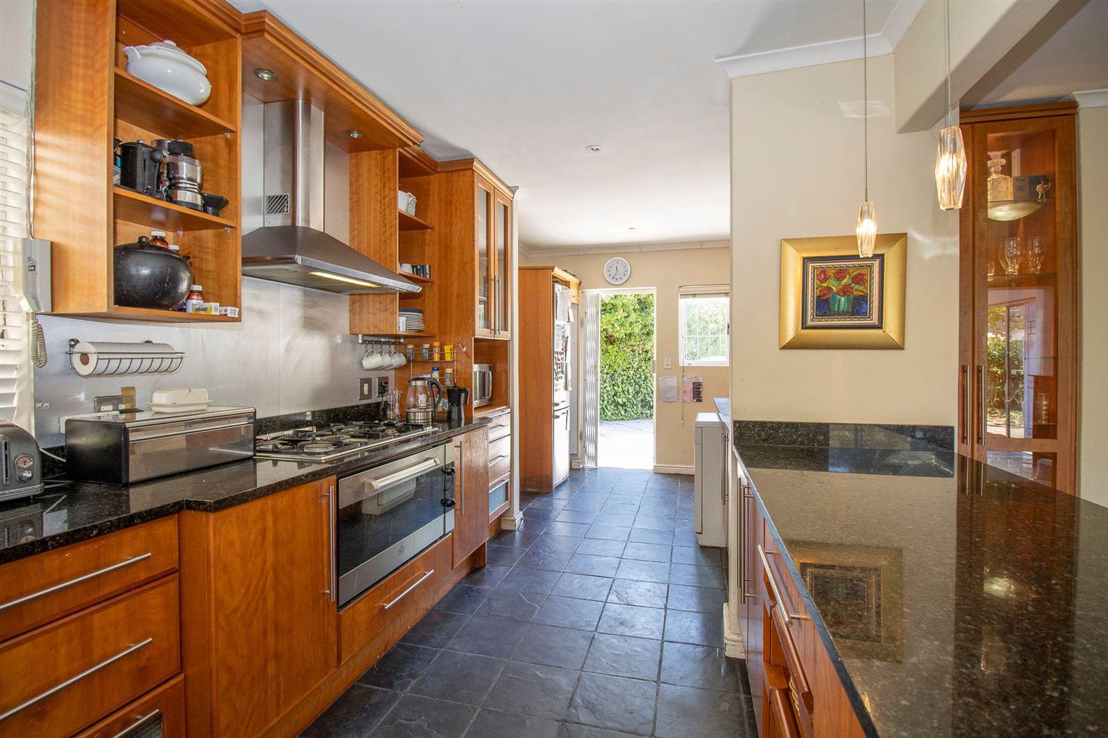 4 Bed House in Constantia photo number 11