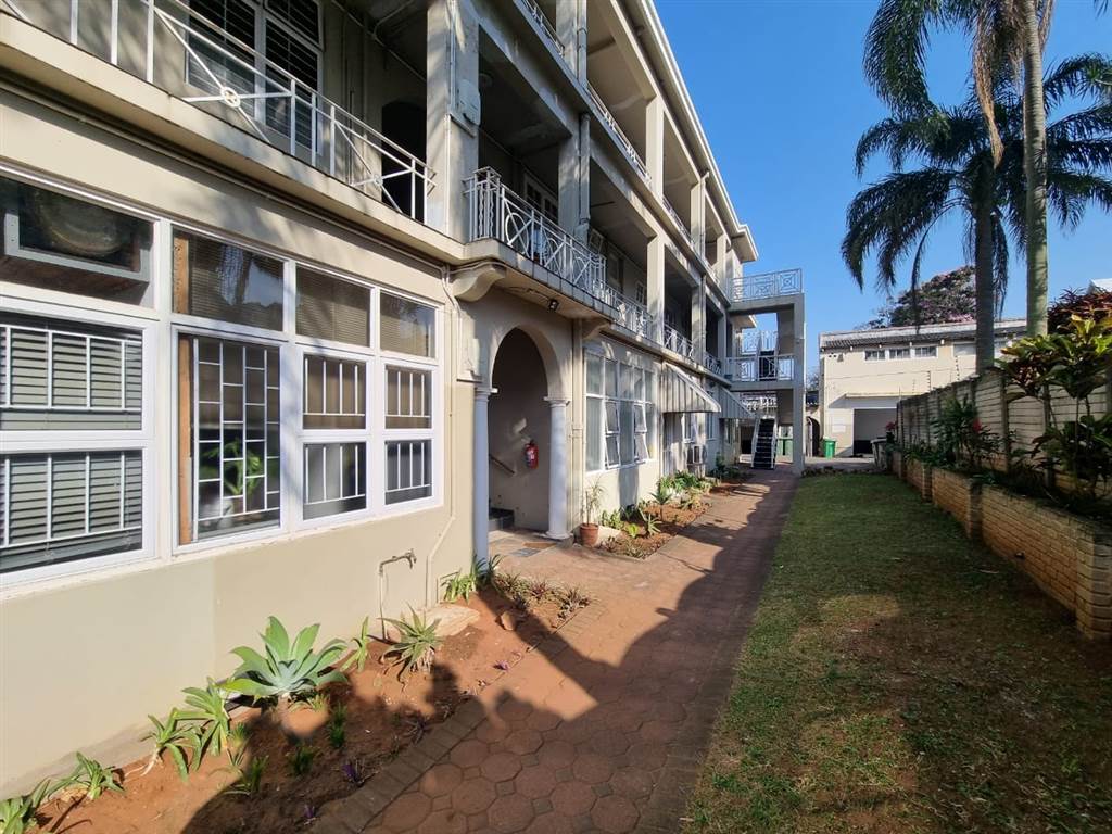 2.5 Bed Apartment in Musgrave photo number 11