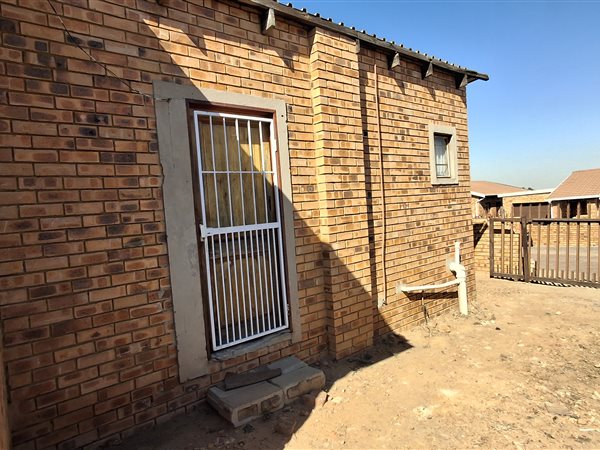 3 Bedroom House 3 Bedroom House