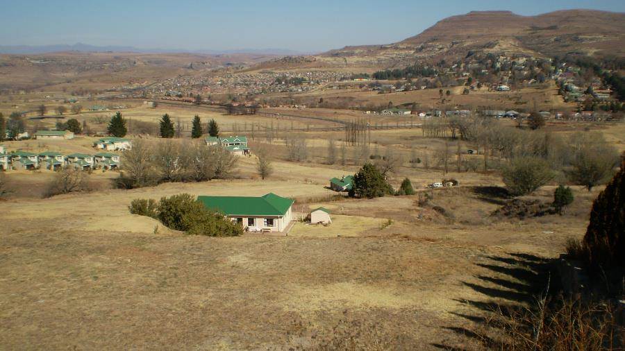1390 m² Land available in Clarens photo number 3