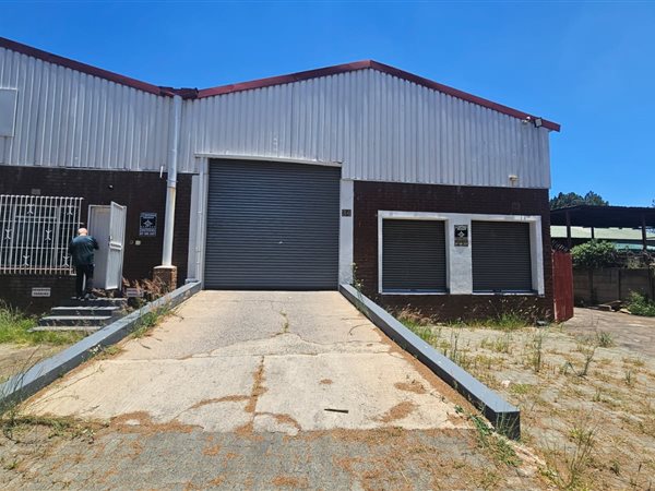 920  m² Industrial space