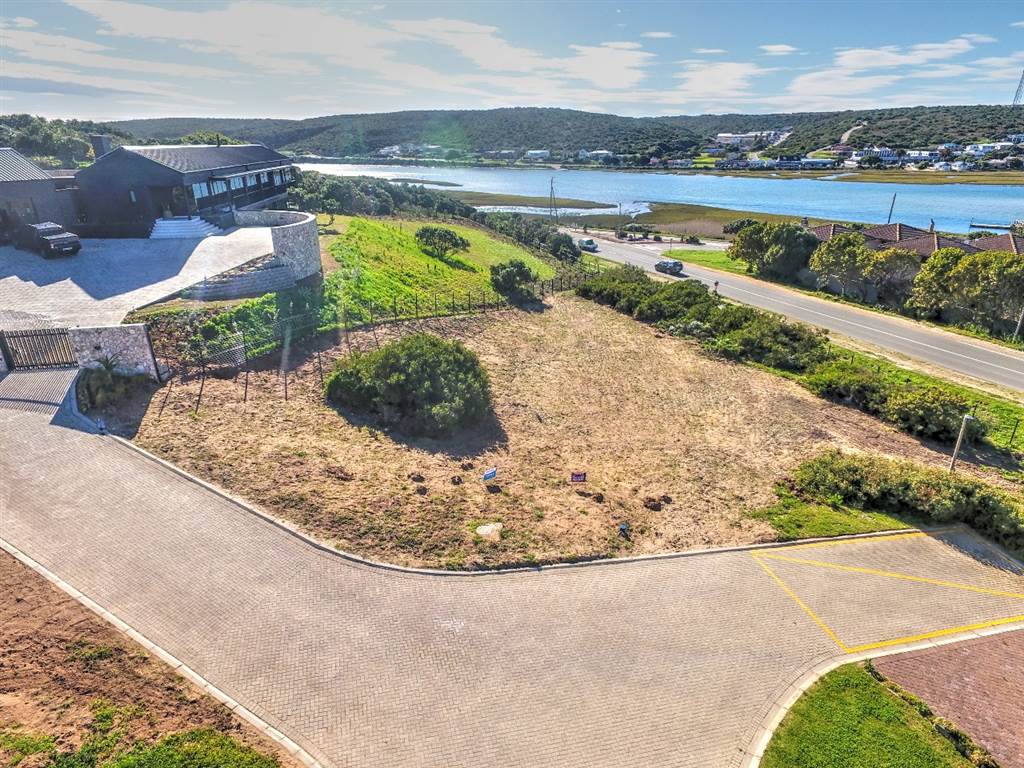 616 m² Land available in Stilbaai photo number 3