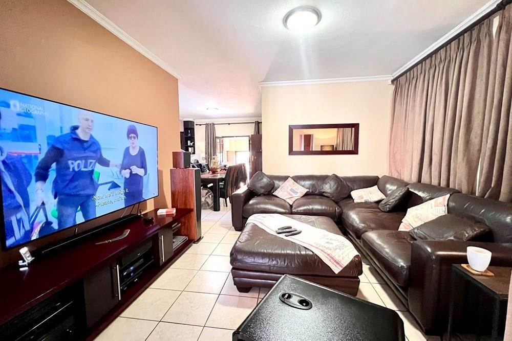 3 Bed Townhouse in Brooklands Lifestyle Estate photo number 5