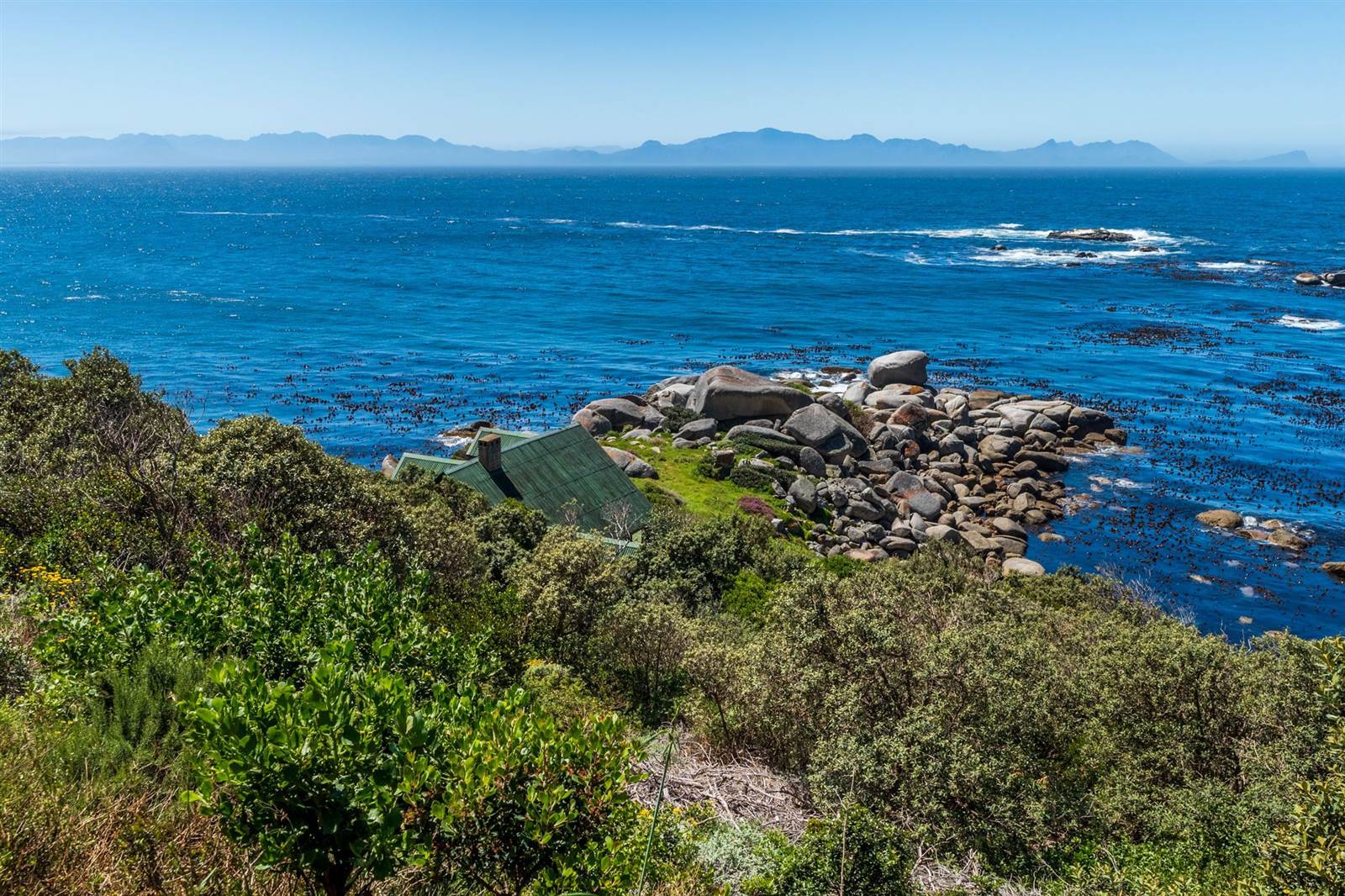 2.8 ha Land available in Simons Town photo number 7