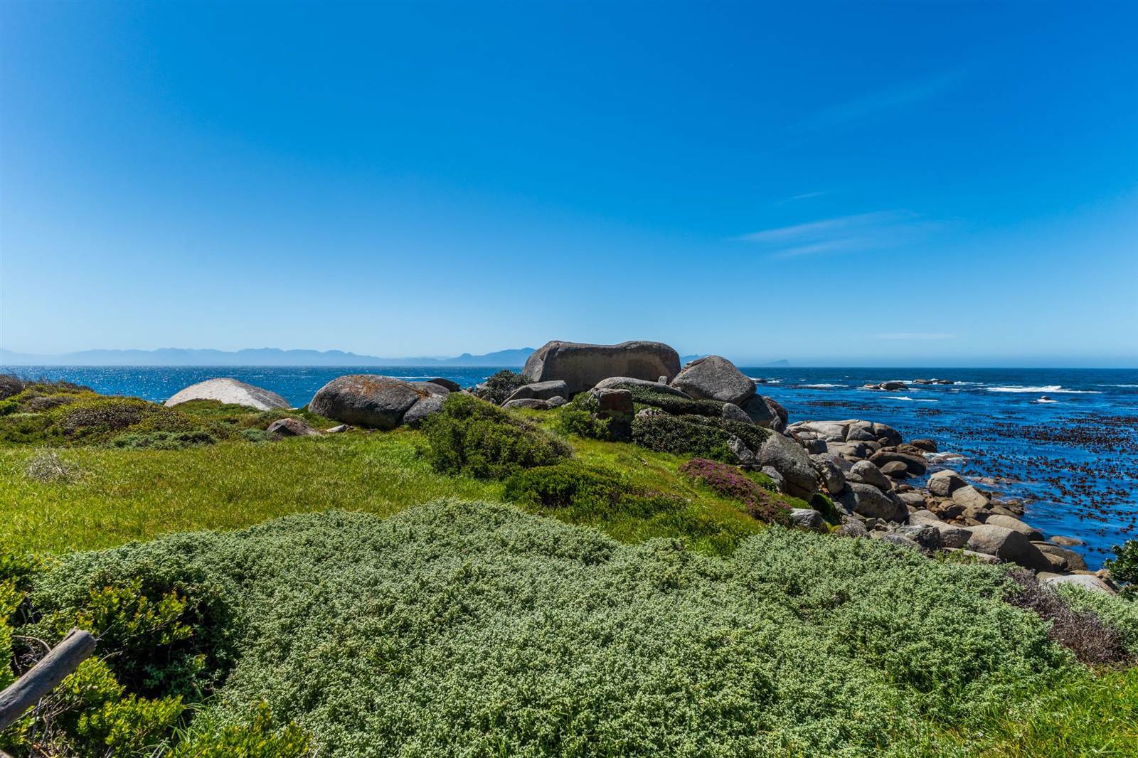 2.8 ha Land available in Simons Town photo number 25