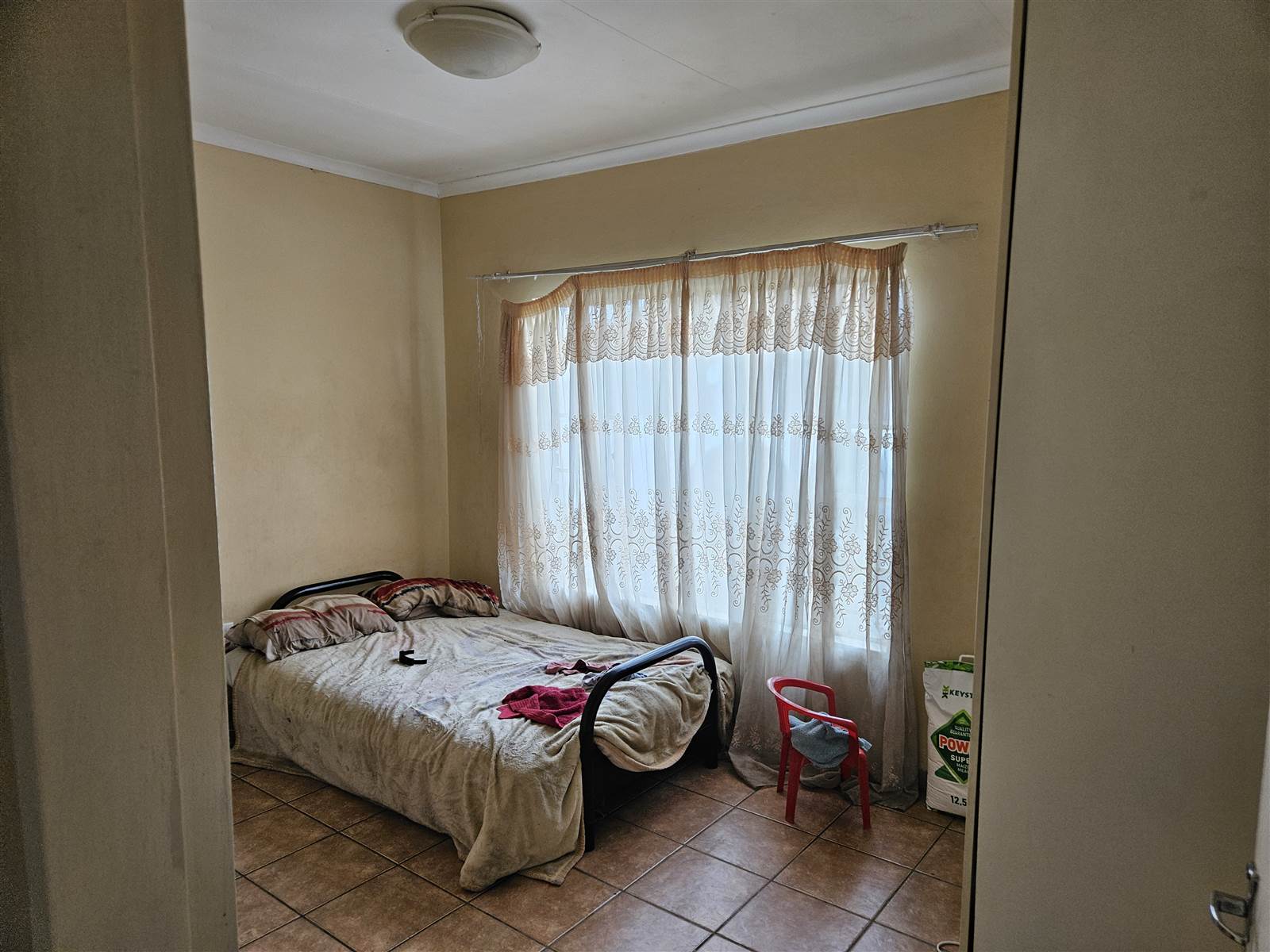 2 Bed Flat in Rustenburg Central photo number 8