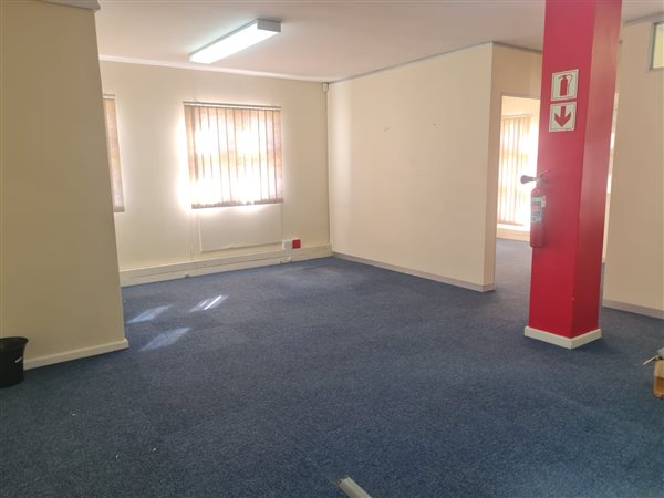 100 m² Office Space 100 m² Office Space