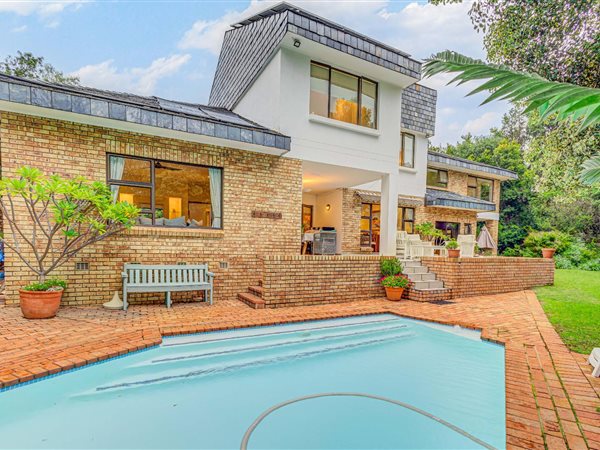 5 Bedroom House
