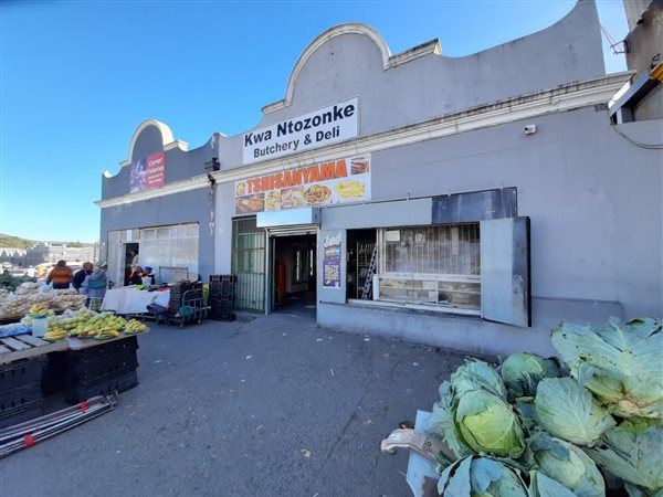 698  m² Commercial space in King Williams Town