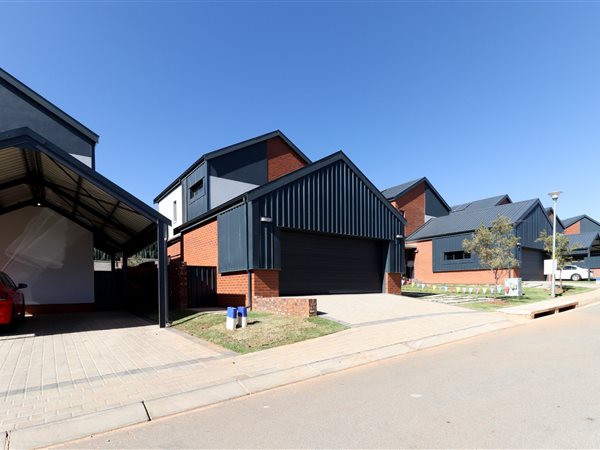 3 Bed House in Olivedale