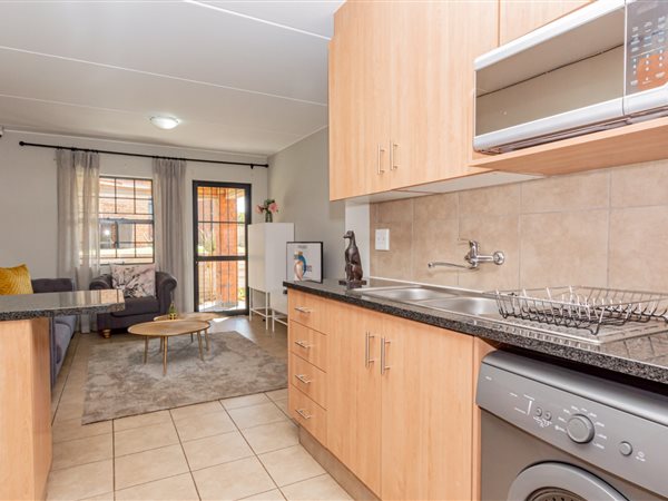 2 Bed Townhouse in Booysens