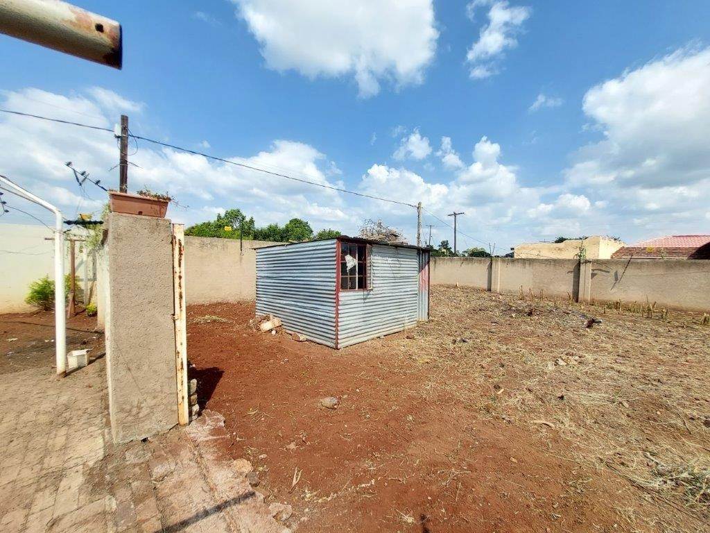 420 m² Land available in Lebowakgomo photo number 2