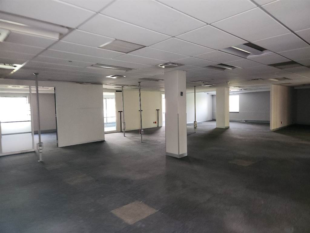 1009  m² Commercial space in Brooklyn photo number 5