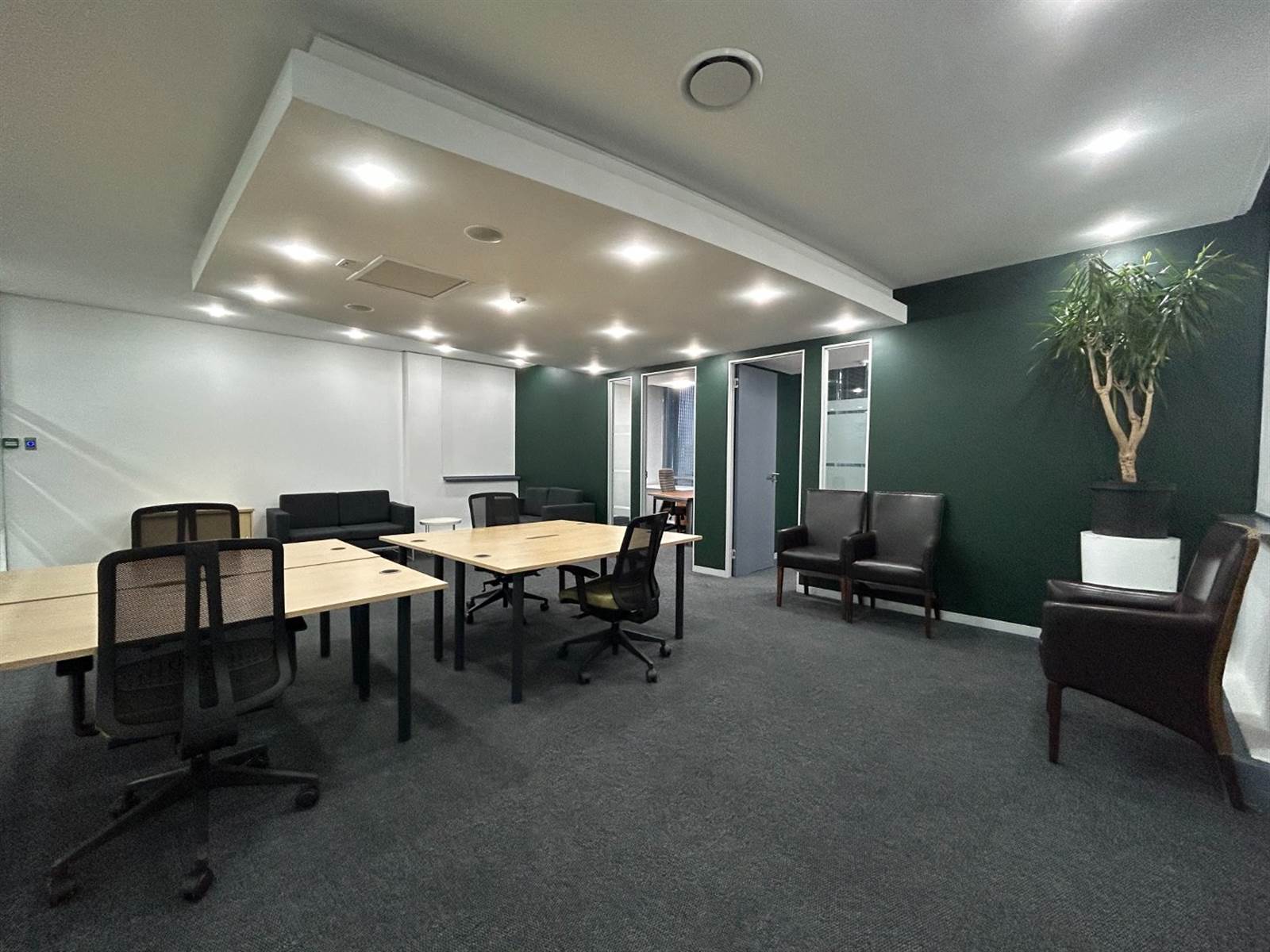 132  m² Office Space in Sandown photo number 3