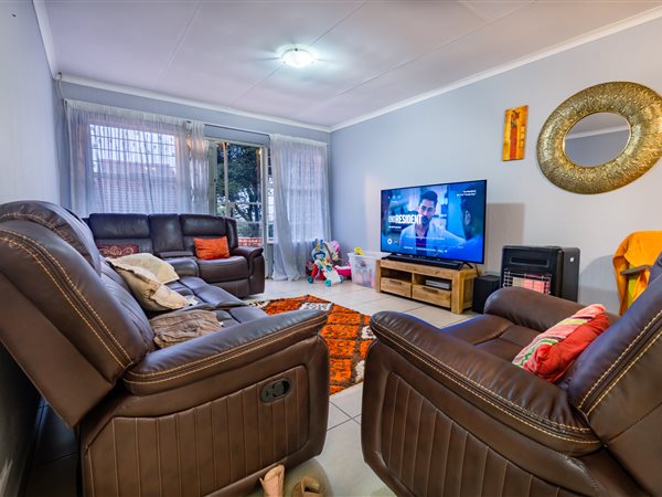 2 Bedroom Townhouse 2 Bedroom Townhouse