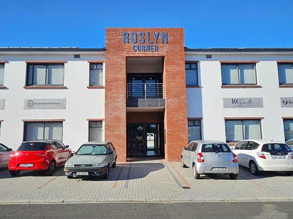 173  m² Commercial space