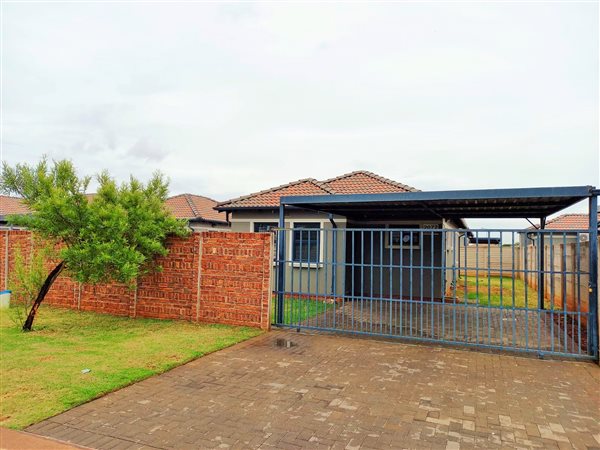 3 Bedroom House 3 Bedroom House