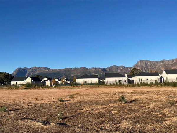 4938 m² Land available in Paarl