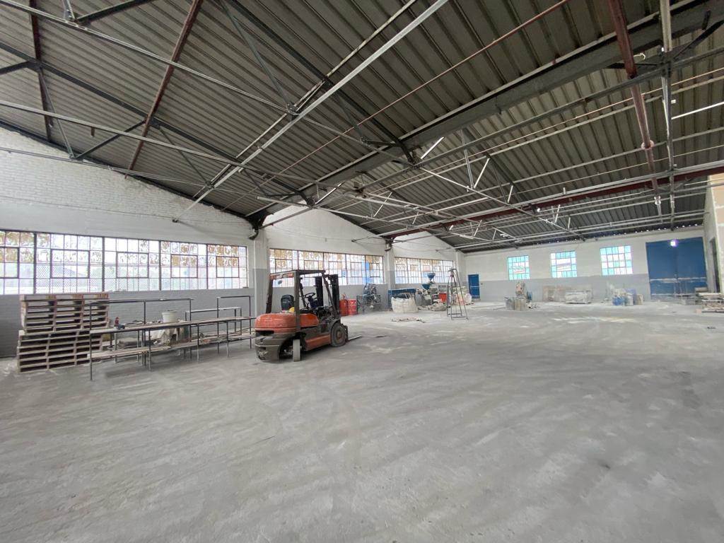 1800  m² Industrial space in Industria West photo number 14