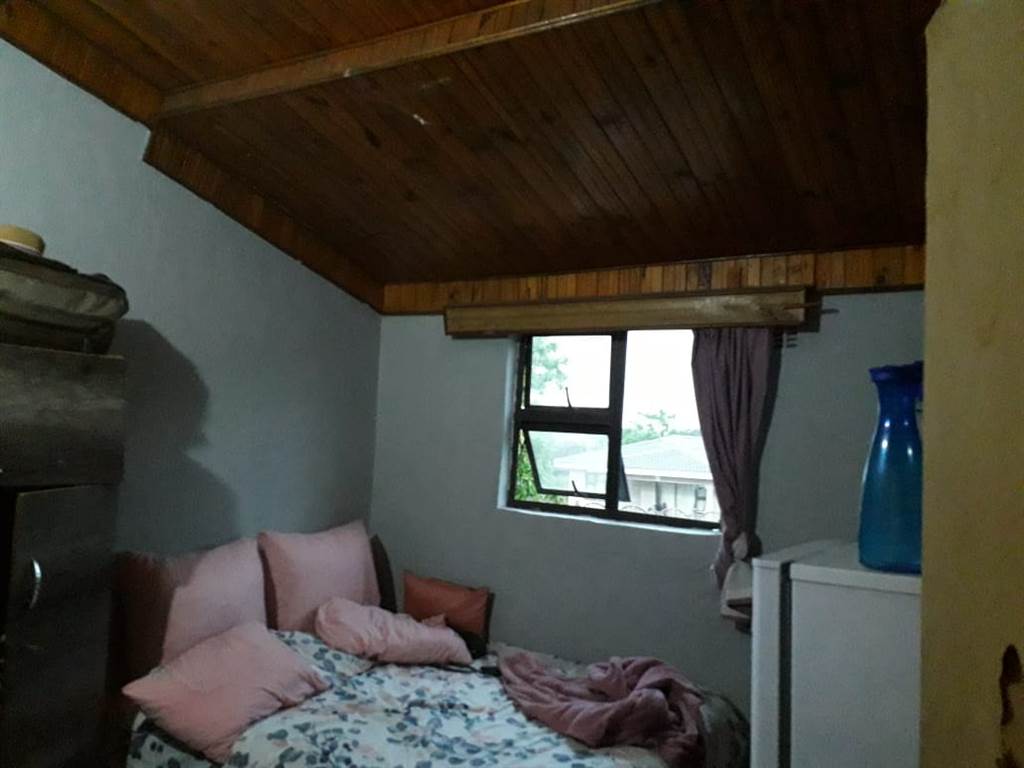 3 Bed House in Esikhawini photo number 2