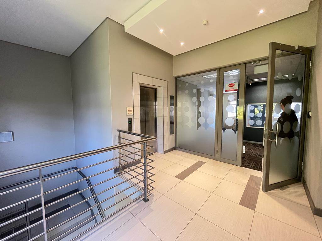 2176  m² Commercial space in Bryanston photo number 8