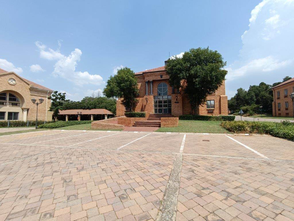 347  m² Commercial space in Rivonia photo number 1