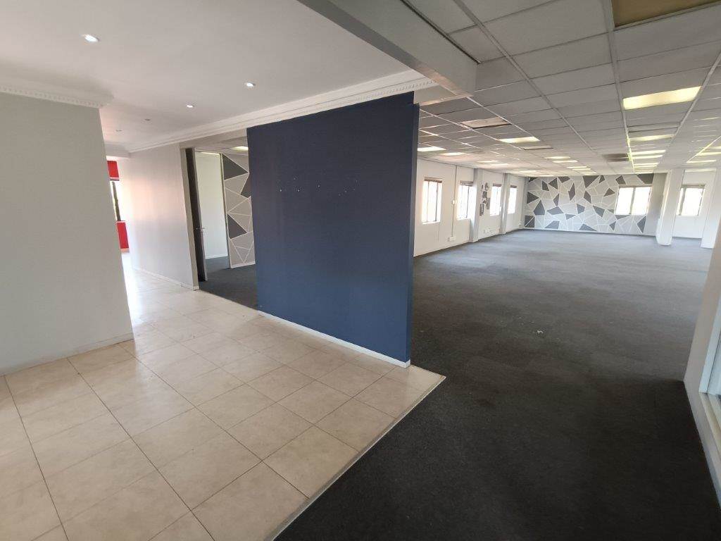 347  m² Commercial space in Rivonia photo number 6