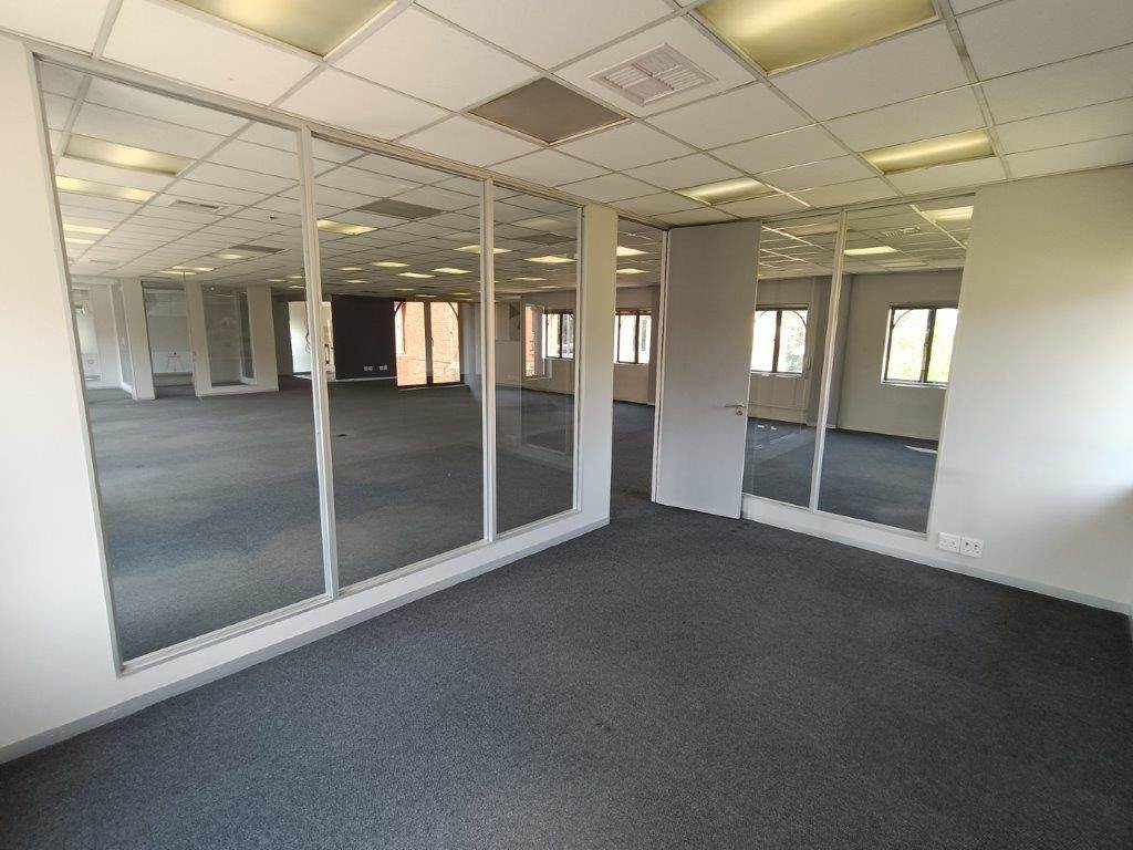 347  m² Commercial space in Rivonia photo number 14