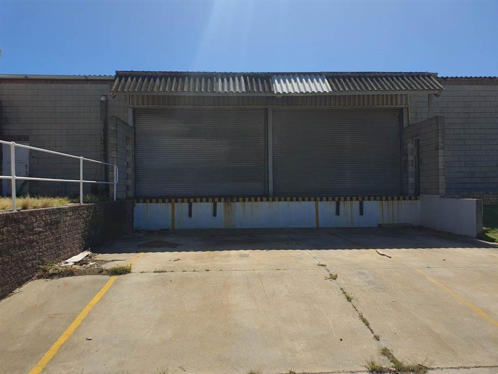 7000  m² Industrial space in Algoa Park photo number 28