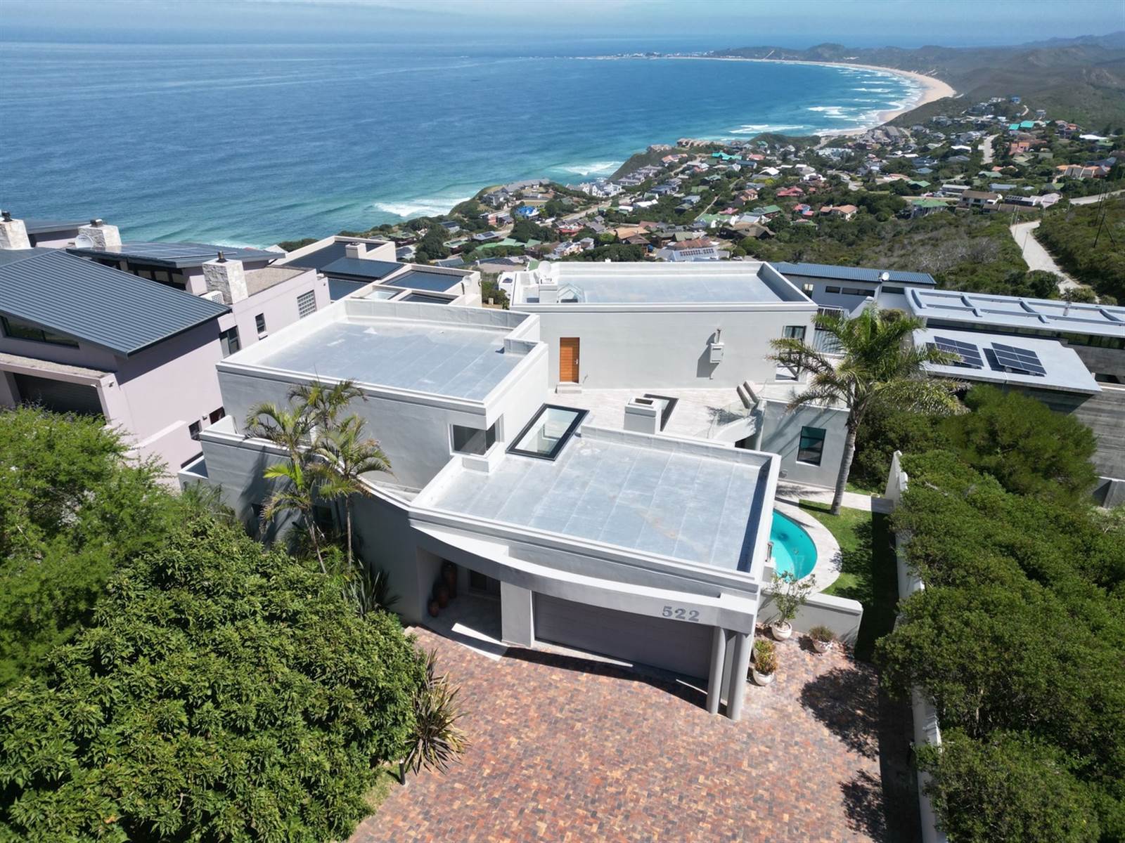 6 Bed House in Brenton on Sea photo number 1
