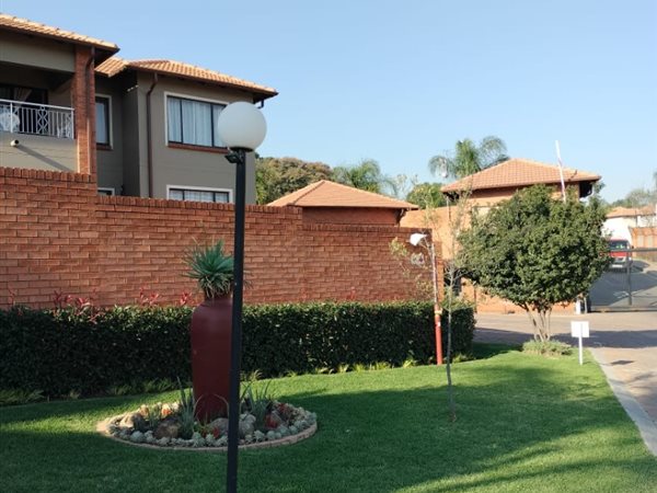 1 Bedroom Townhouse 1 Bedroom Townhouse