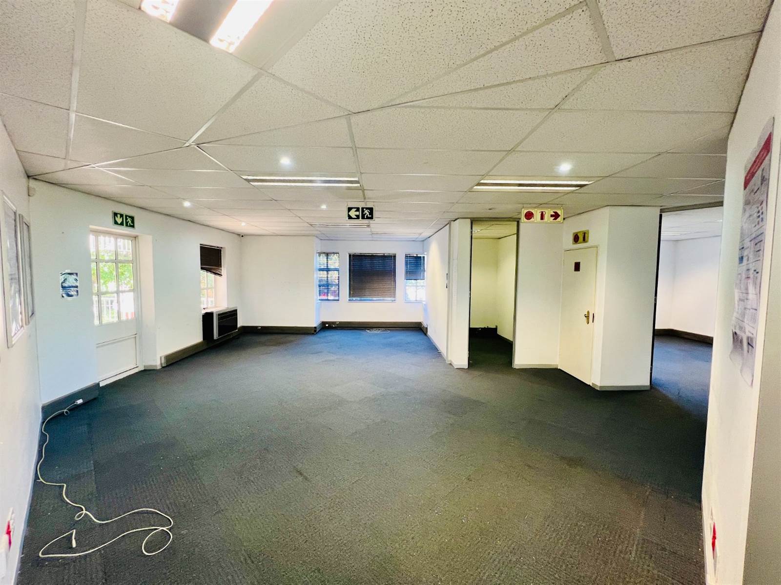 410  m² Commercial space in Epsom Downs photo number 12