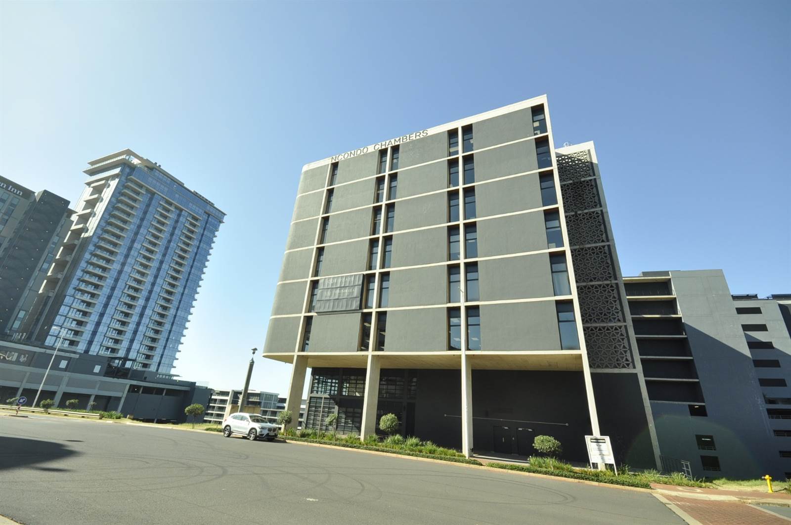 1225  m² Commercial space in Umhlanga Ridge photo number 1