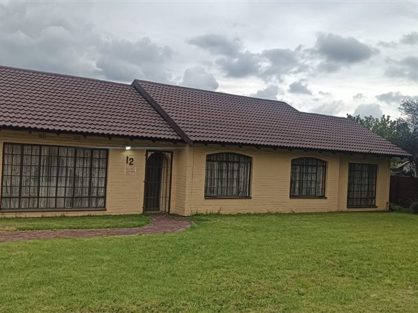 3 Bedroom House 3 Bedroom House