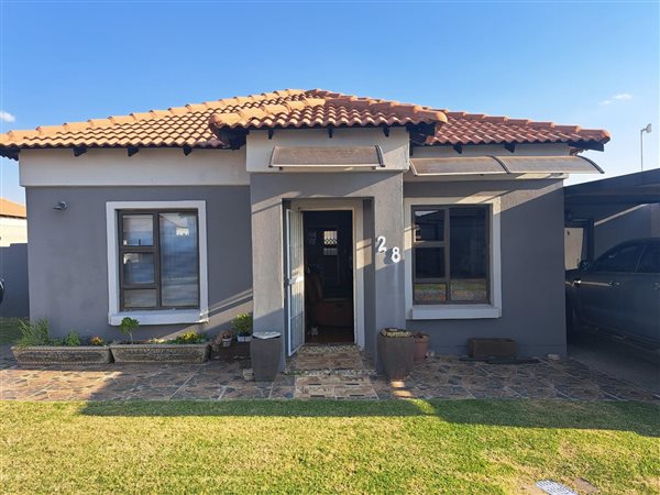 2 Bed House in Trichardt