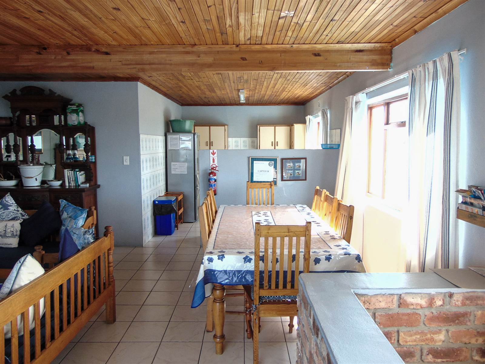 5 Bed House in Struisbaai photo number 4