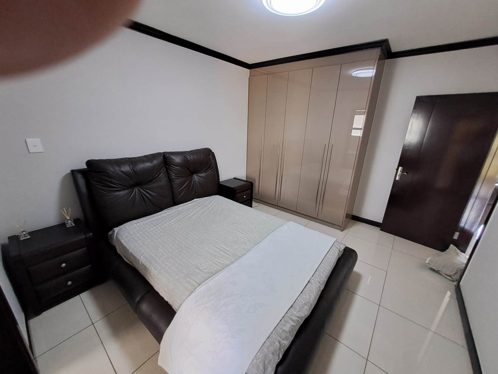 1 Bed Apartment in Broadacres photo number 8