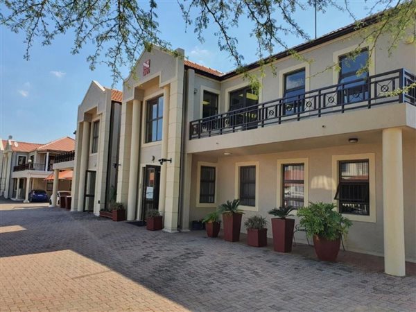 530  m² Commercial space in Erand Gardens
