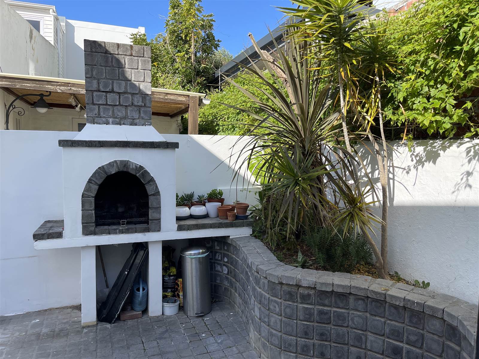 4 Bed House in Vredehoek photo number 12