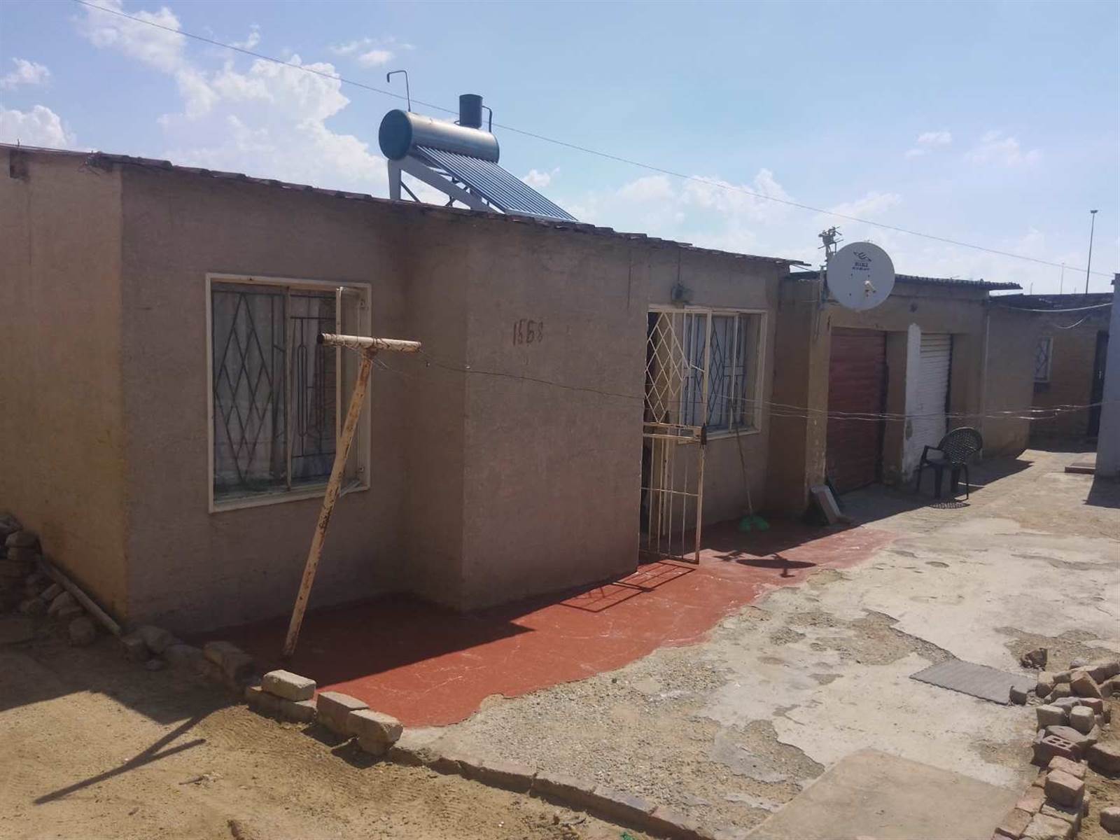 1 Bed House in Olievenhoutbosch photo number 2