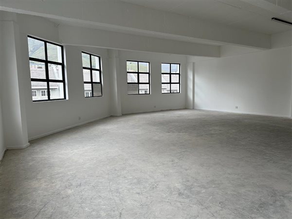 134  m² Office Space