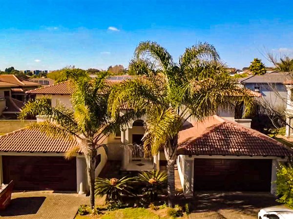 5 Bedroom House 5 Bedroom House