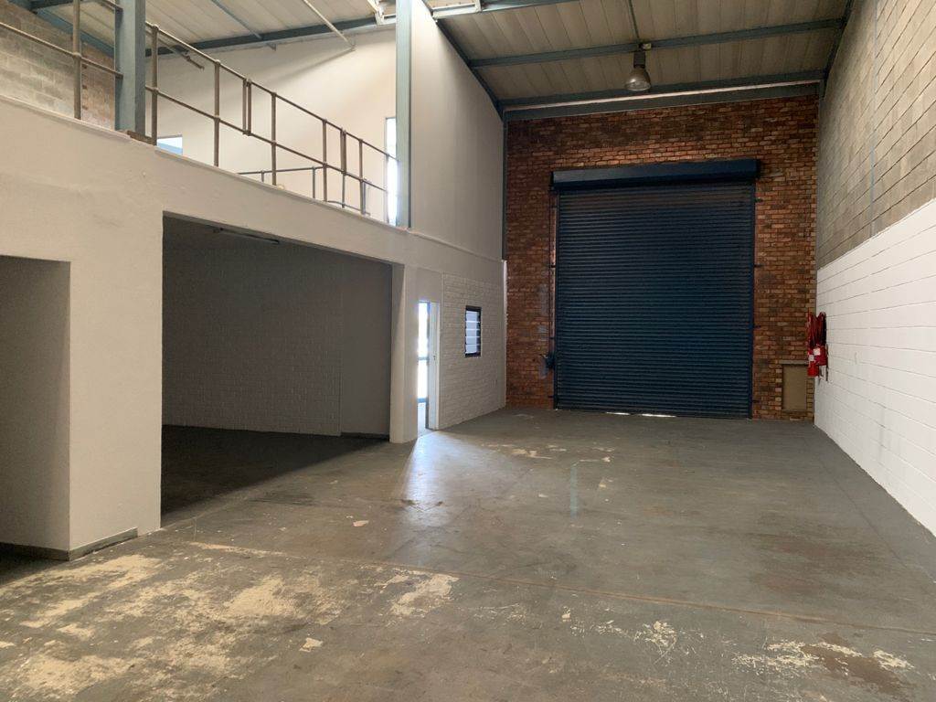 271  m² Industrial space in Strydompark photo number 5