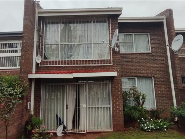 4 Bedroom Apartment