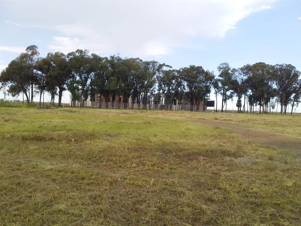 1200 m² Land available in Secunda photo number 10