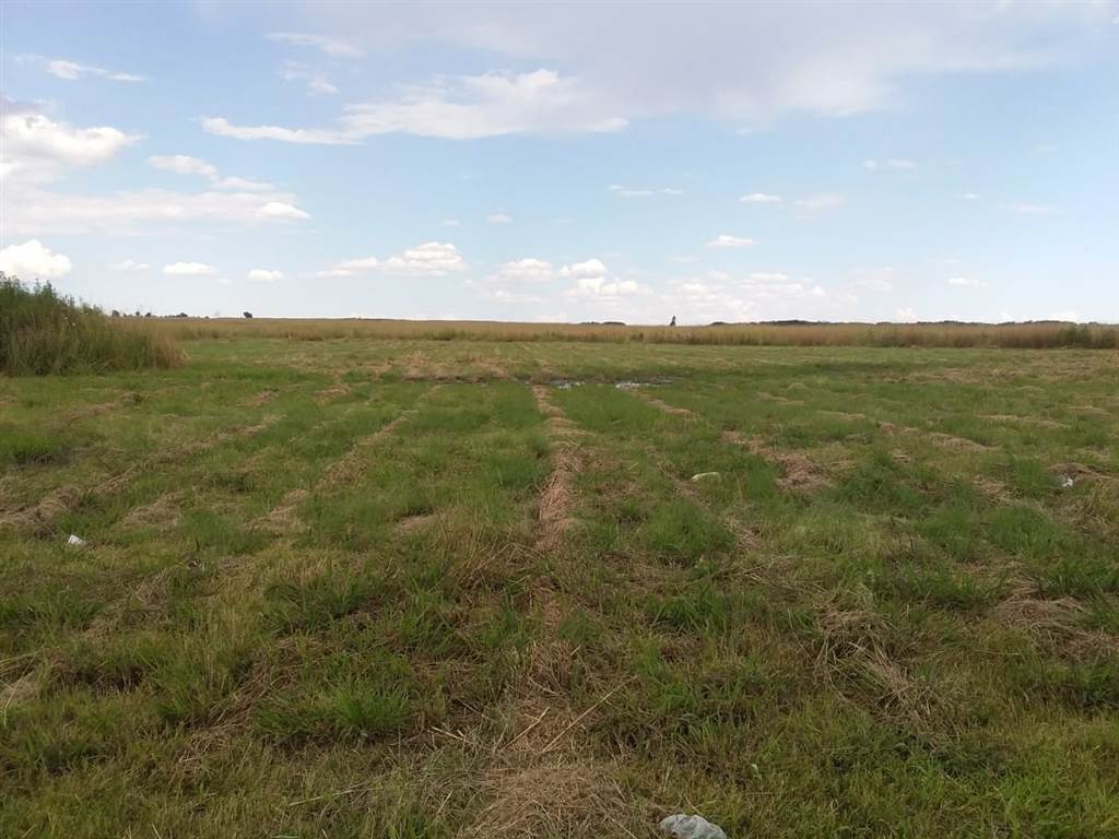 1200 m² Land available in Secunda photo number 9