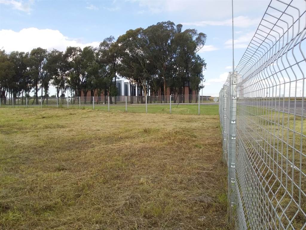1200 m² Land available in Secunda photo number 12