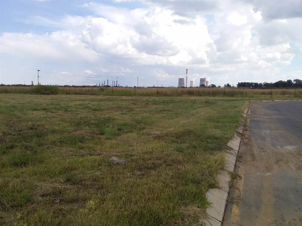 1200 m² Land available in Secunda photo number 6