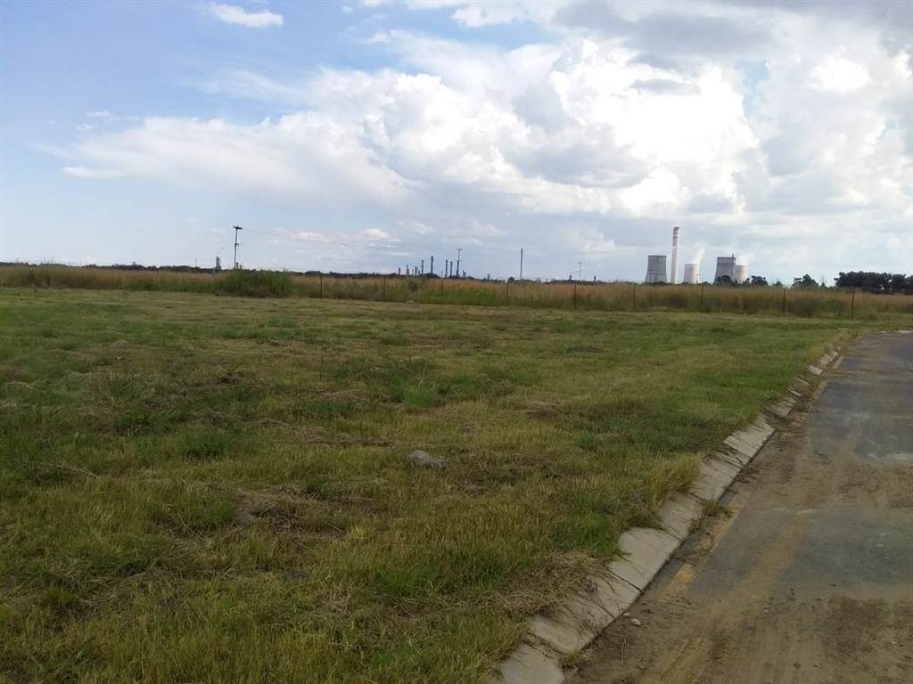 1200 m² Land available in Secunda photo number 7