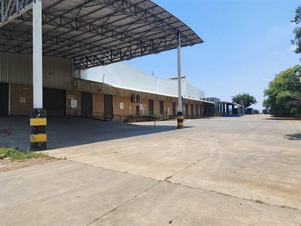 4000  m² Industrial space in Isando